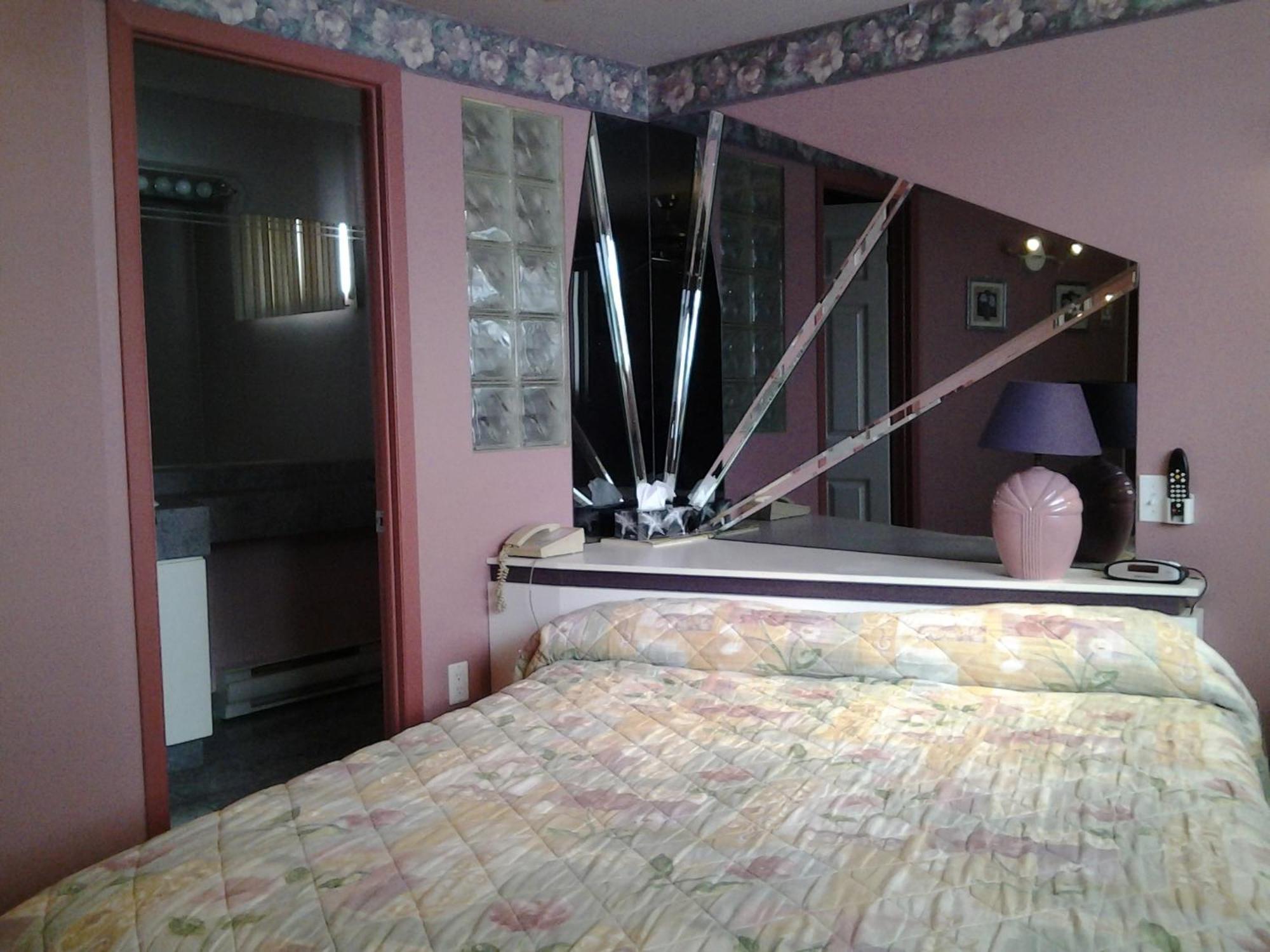 Motel Normandie Louiseville Oda fotoğraf