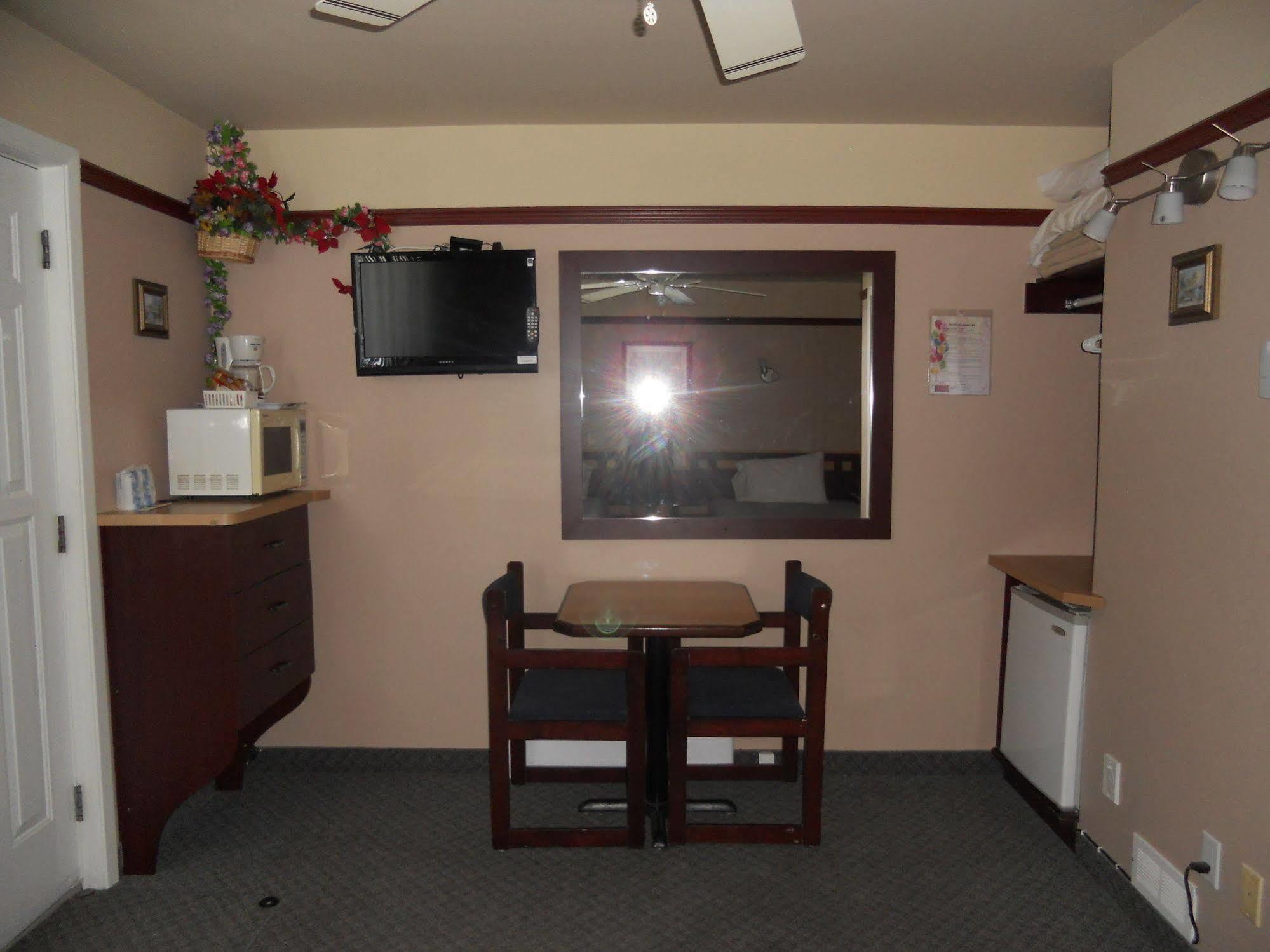 Motel Normandie Louiseville Dış mekan fotoğraf
