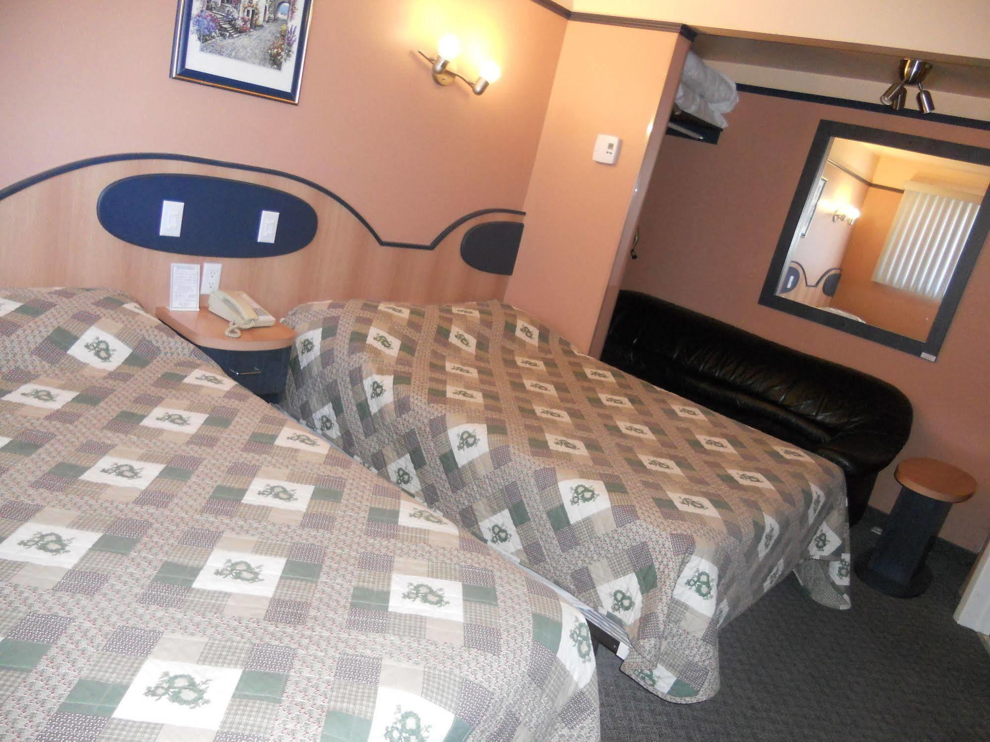 Motel Normandie Louiseville Dış mekan fotoğraf
