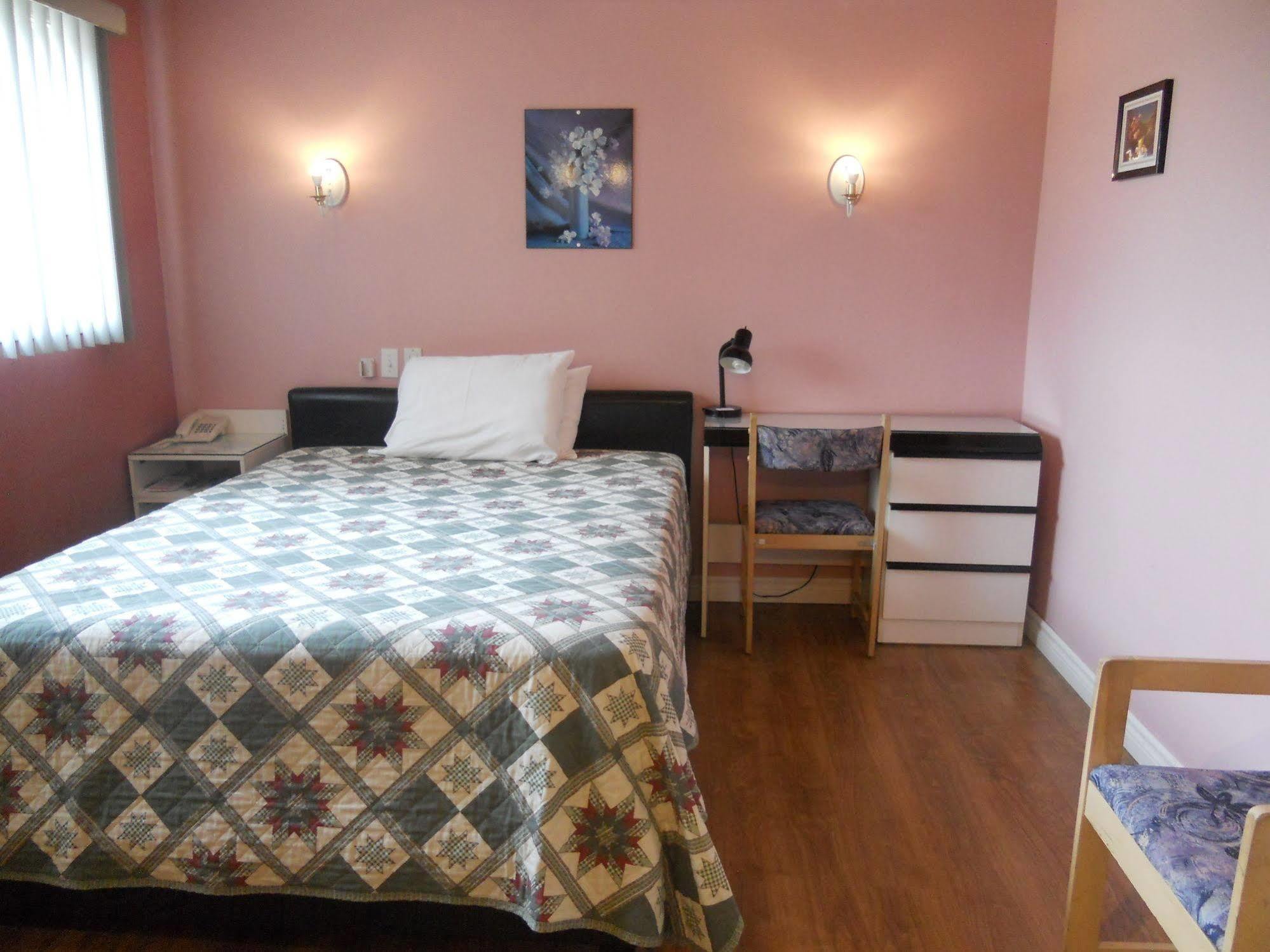 Motel Normandie Louiseville Dış mekan fotoğraf
